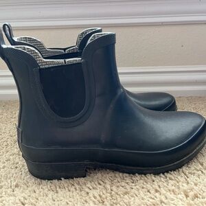 LL Bean Black Ankle Rain Boots, Size 9